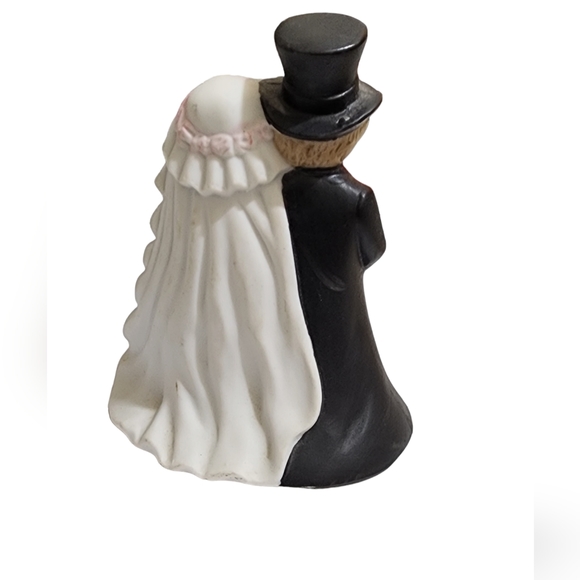 Vintage porcelain 1991 bride and groom wedding topper - Picture 2 of 9